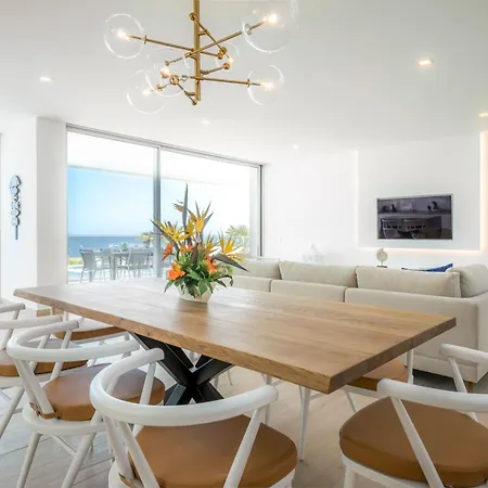 View By Blue Diamond 55 * 라고스